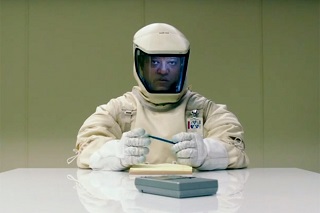 laurence fishburne the signal 2014