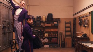 Ralph Fiennes & Tony Revolori als Gustave H. und Zero