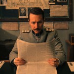 Edward Norton als Inspektor Henckels