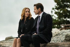 The X-Files_Anderson_Duchovny_(c)Fox Broadcasting Company